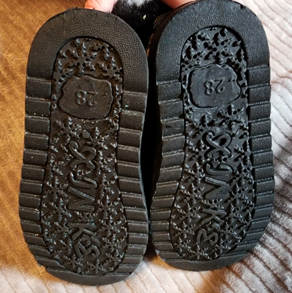 Unicorn Black Fur Toddler Winter Boots - Picture 5 of 5